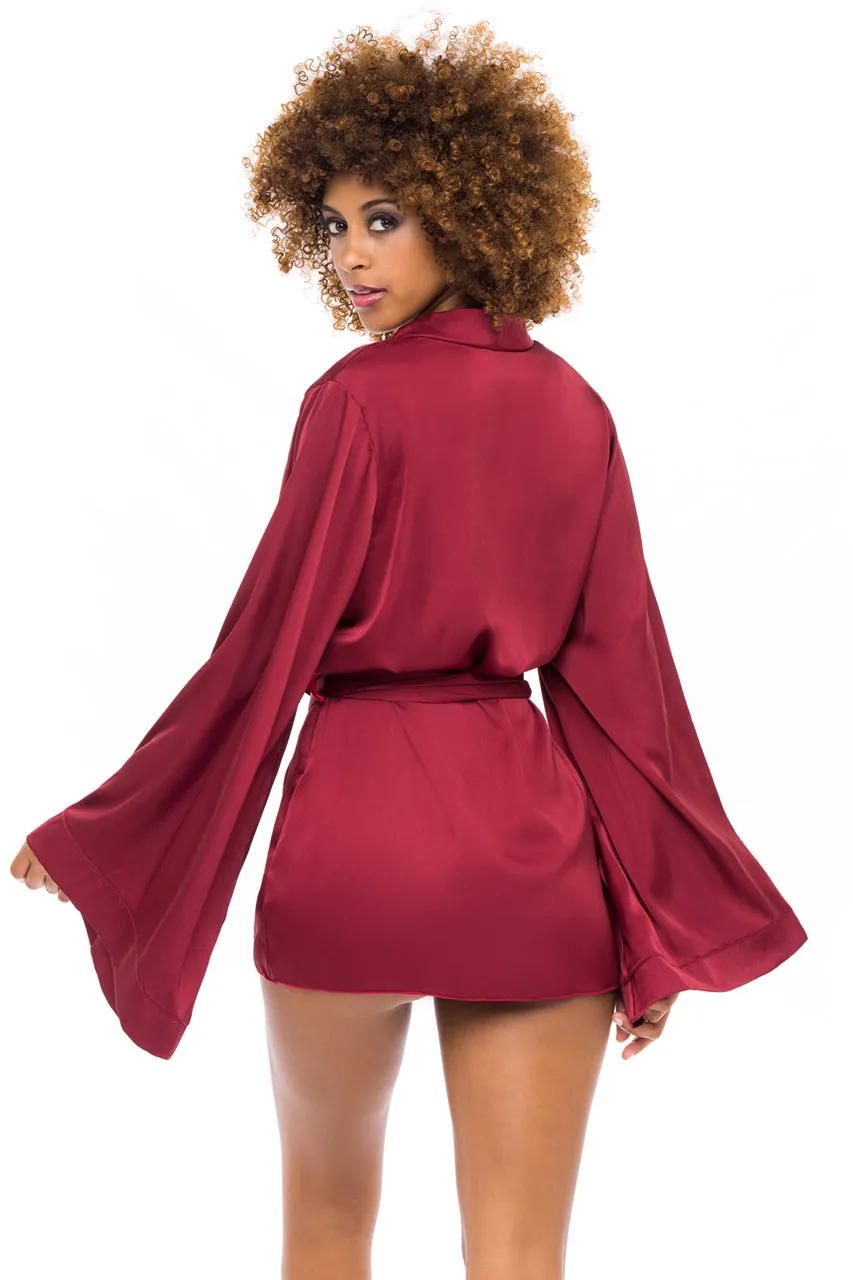 Oh La La Cheri Mirielle Wide Sleeves Short Robe